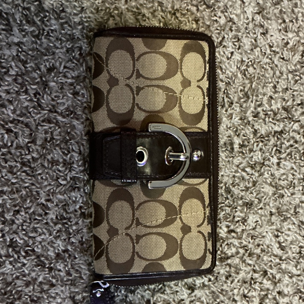 Coach Tan and Brown Signature Wallet